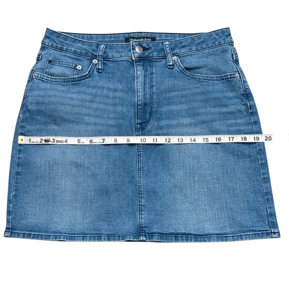 Calvin Klein Jeans, Classic Denim Skirt, Size 12, Blue - Picture 4 of 9